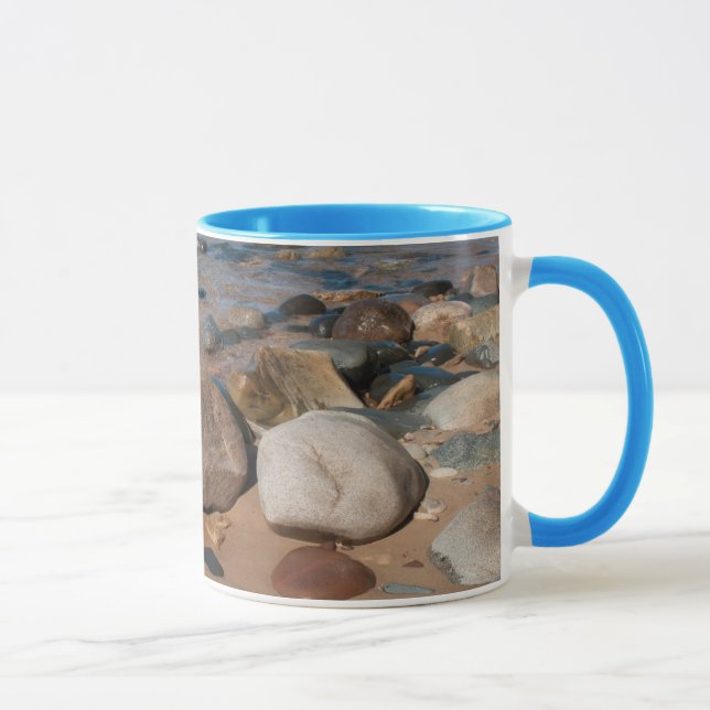 USA, Michigan. Runde Boulder auf 12 Meilen Tasse (Rechts)