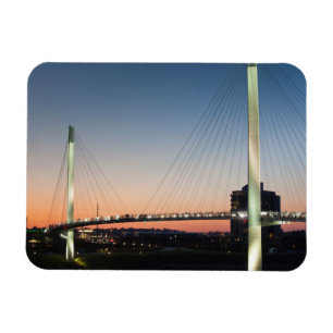 USA, Nebraska, Omaha, Bob Kerrey Fußgängerbrücke Magnet