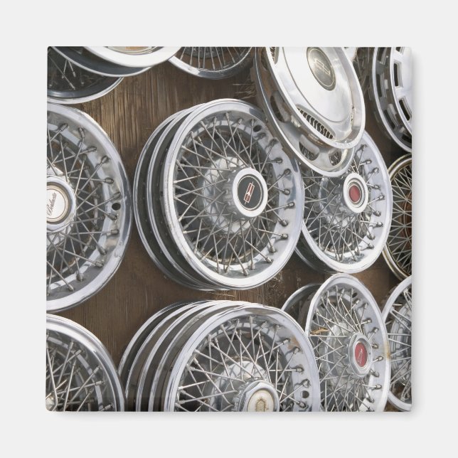 USA, New Mexico, Prewitt: Auto Hubcaps / Rt. 66 Magnet (Vorne)