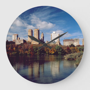 USA, New York, Central Park, Lake Große Wanduhr