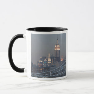USA, New York City, Blick auf die Manhattan Bridge Tasse
