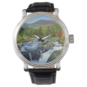 USA, New York. Ein Wasserfall in den Adirondack Armbanduhr