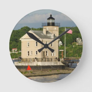 USA, New York, Kingston, Hudson River. Rondout Runde Wanduhr