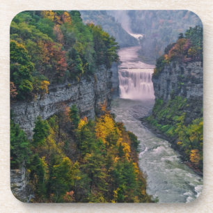 USA, New York, Letchworth Staat Park. Fluss und Untersetzer