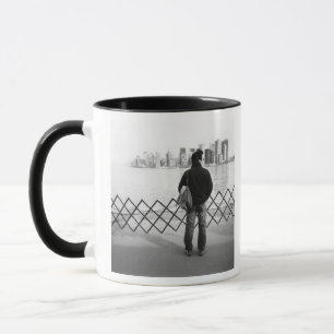 USA, NEW YORK: New York City an Bord der Staten Tasse