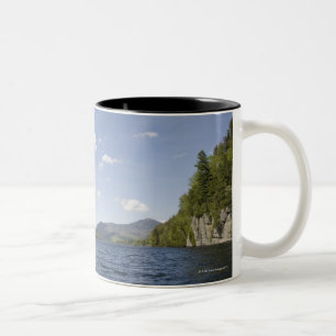 USA, New- YorkStaat, Adirondack Berge, See 2 Zweifarbige Tasse