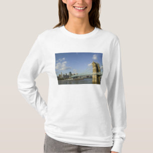 USA, Ohio, Cincinnati: Roebling Hängebrücke 2 T-Shirt