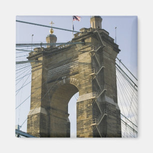 USA, Ohio, Cincinnati: Roebling-Hängebrücke Magnet