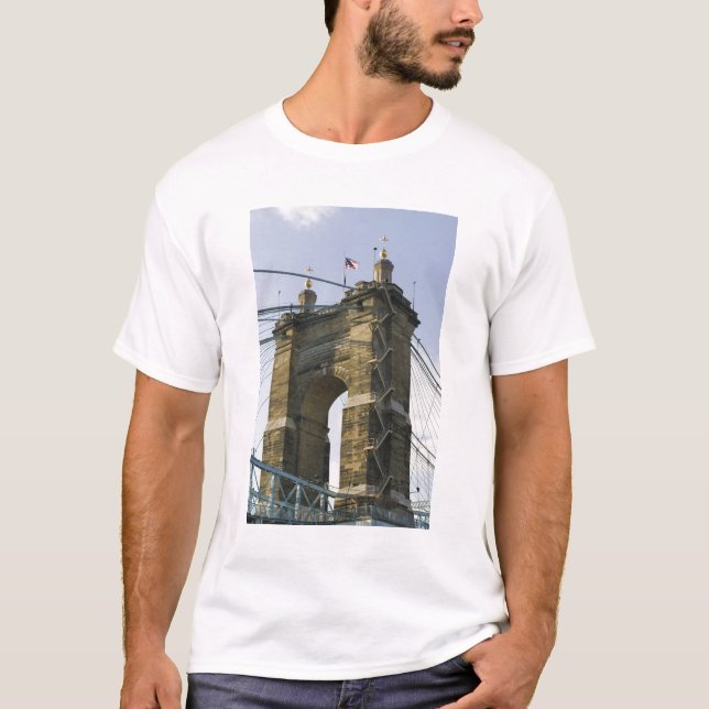 USA, Ohio, Cincinnati: Roebling T-Shirt (Vorderseite)