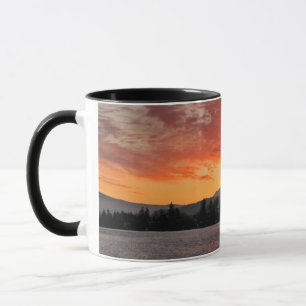 USA, Oregon. Blauer See und Mt Hood bei Sonnenaufg Tasse