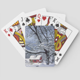USA, Oregon, Clackamas County. Frischer Schnee bed Spielkarten