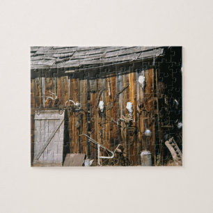 USA, Oregon, Harney County. Alte Mietstall Puzzle