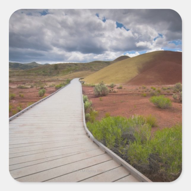 USA, Oregon, Mitchell, Pathway unter Painted Quadratischer Aufkleber (Vorderseite)