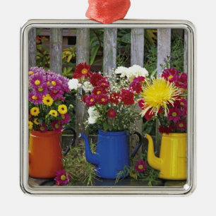 USA, Oregon, Portland. Antiquitätenware Silbernes Ornament