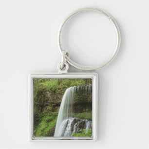 USA, Oregon, Silver Falls Staat Park. Untergrund Schlüsselanhänger