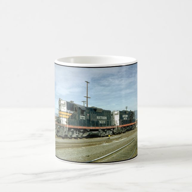 USA, pazifisches SüdeMD_Trains der Welt Kaffeetasse (Mittel)