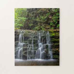 USA, Pennsylvania, Benton. Wasserfall in Ricketten Puzzle