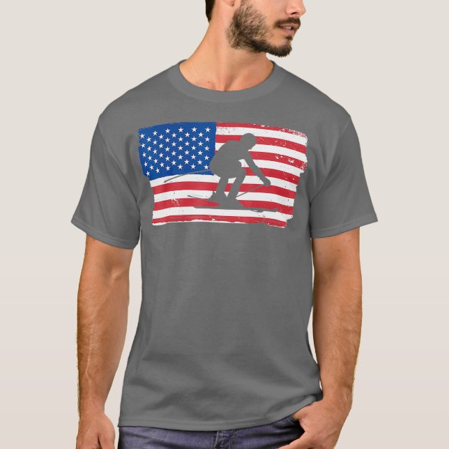 USA Skiing Patriotic American Flag Skiing T-Shirt (Vorderseite)