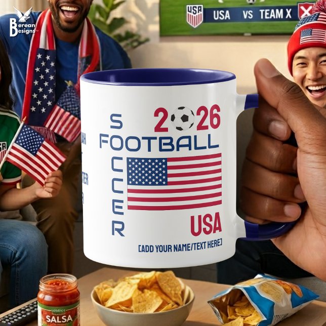USA Soccer Custom 2026 JEDES JAHR Tasse (Patriotic USA SOCCER 2026 flag mug for World soccer fans. Customizable name, year and text.)