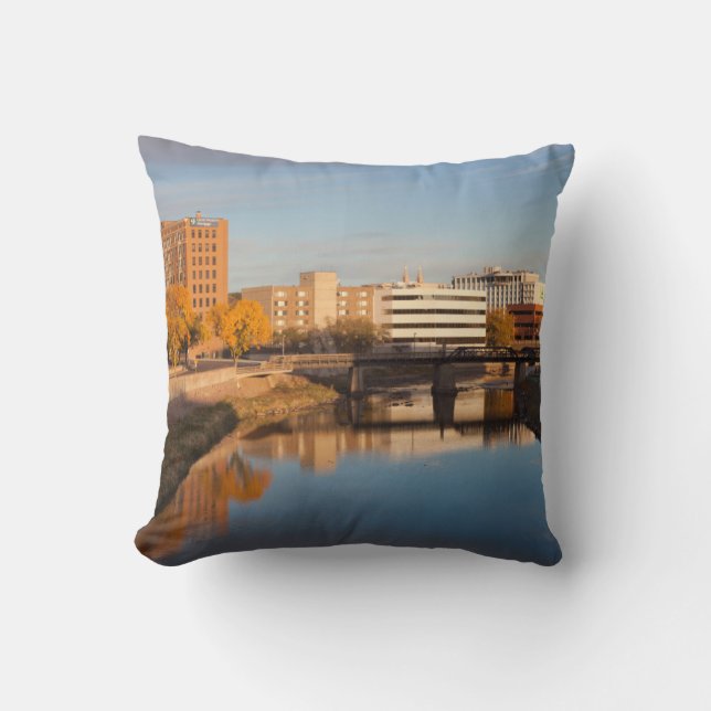 USA, South Dakota, Sioux Falls, City Skyline Kissen (Vorderseite)