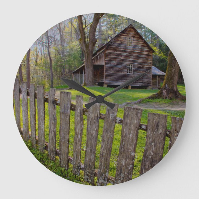 USA, Tennessee, Cabin in Cades Cove Große Wanduhr (Vorderseite)