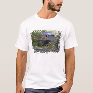 USA - Tennessee. Kabelmühle im Gebiet von Cades Co T-Shirt