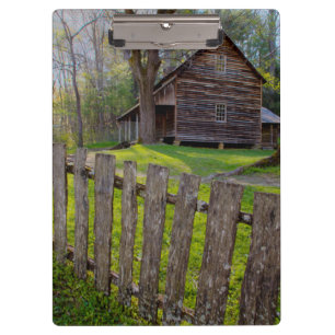 USA, Tennessee, Kabine in Cades Cove Klemmbrett