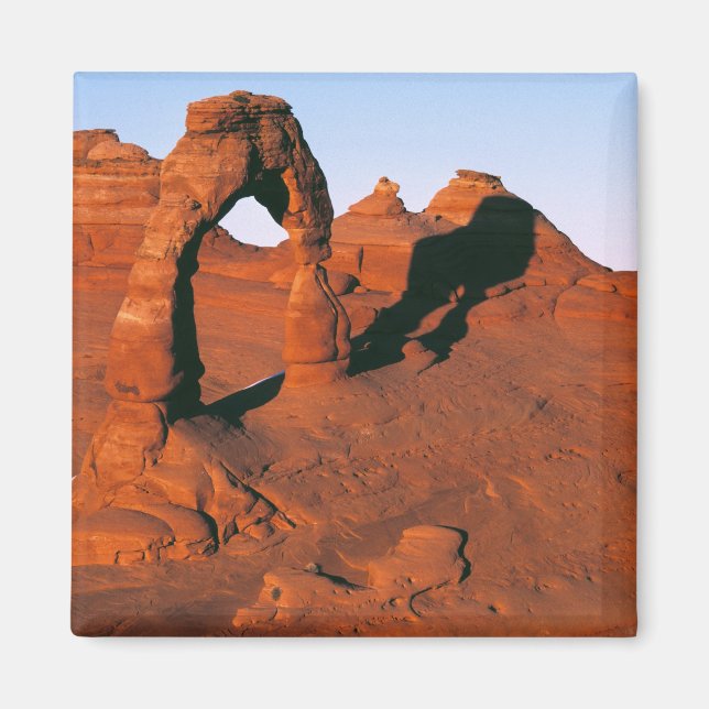 USA, Utah, Arches NP. Delicate Arch ist eine Magnet (Vorne)