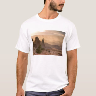 USA; Utah; Canyonlands-Nationalpark. Ansicht von T-Shirt