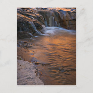 USA, Utah, Escalante Wilderness. Wasserfall in Postkarte