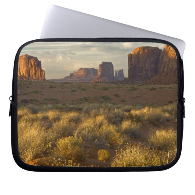 USA, Utah, Monument Valley National Park. Laptopschutzhülle (Vorderseite)