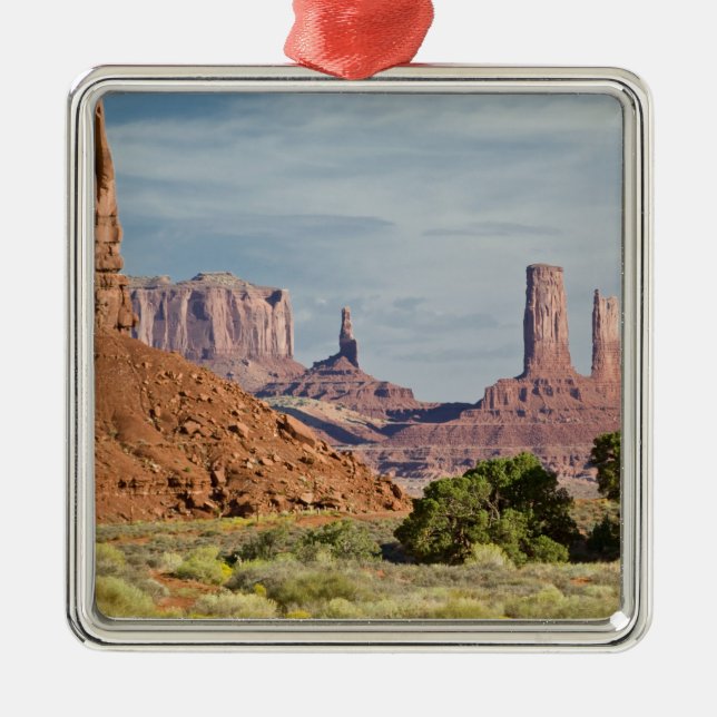 USA, Utah, Monument Valley Navajo Tribal Park. Ornament Aus Metall (Vorne)