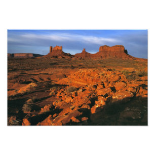 USA, Utah, Monument Valley. Sonnenlicht Fotodruck
