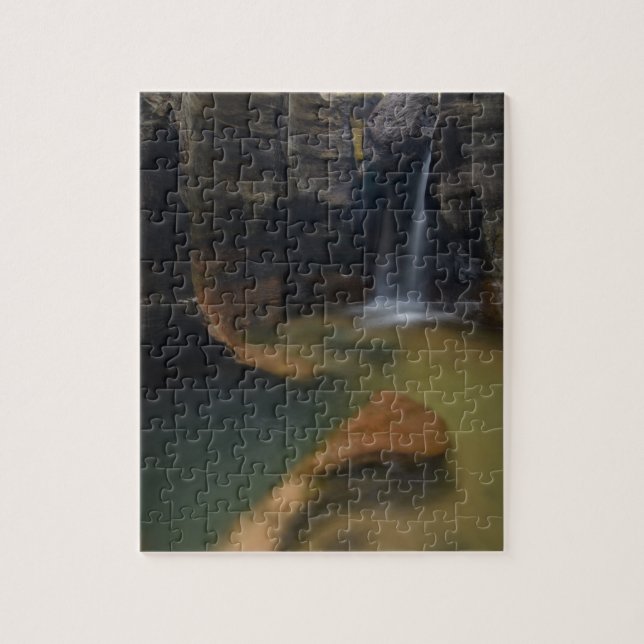 USA, Utah, Zion National Park.  Schlüssellochfalle Puzzle (Vertikal)