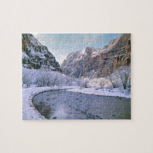 USA, Utah, Zion NP. Neuschnee bedeckt Canyon Puzzle