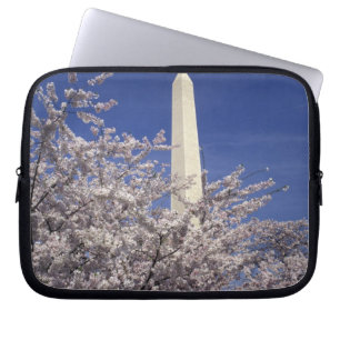 USA, Washington DC. Kirschblüten-Festival und Laptopschutzhülle