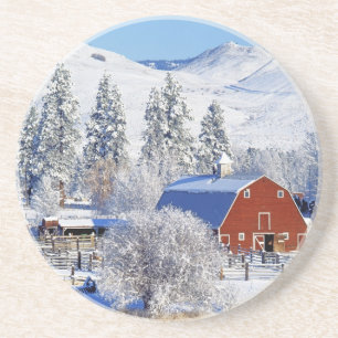 USA, Washington, Methow Valley, Scheunen in Untersetzer