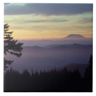 USA, Washington. Mount St. Helens durch Fliese