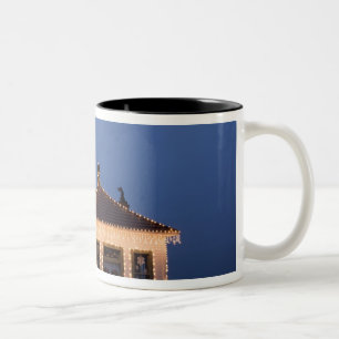 USA, Washington, Mukilteo. Mukilteo Leuchtturm Zweifarbige Tasse