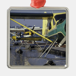 USA, Washington, Seattle, Wasserflugzeuge am Dock Ornament Aus Metall