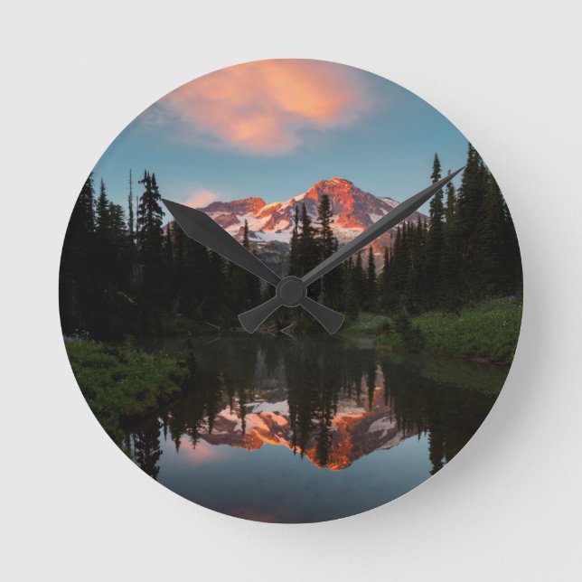 USA, Washington Staat. Rainier-Reflection Runde Wanduhr (Vorderseite)