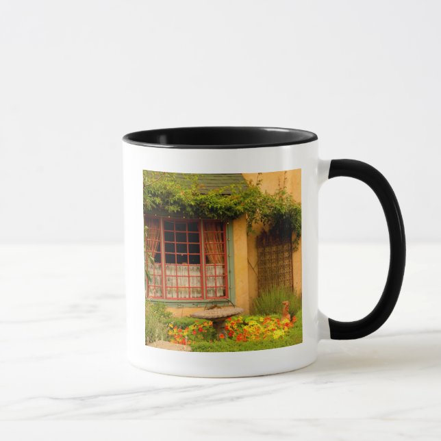 USA, Washington, Woodinville, The Herbfarm Tasse (Rechts)