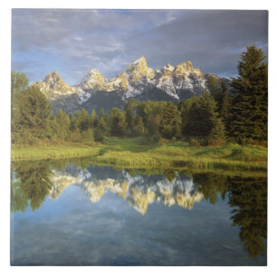 USA, Wyoming, Grand Teton National Park. Grand 2 Fliese