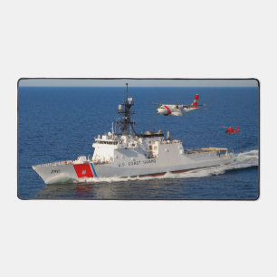 USCGC BERTHOLF mit HC-144 und MH-65D Schreibtischunterlage