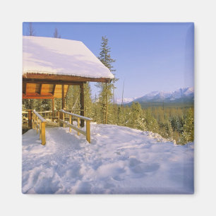 USFS Schnauss Cabin Unterkunft im Winter überblick Magnet