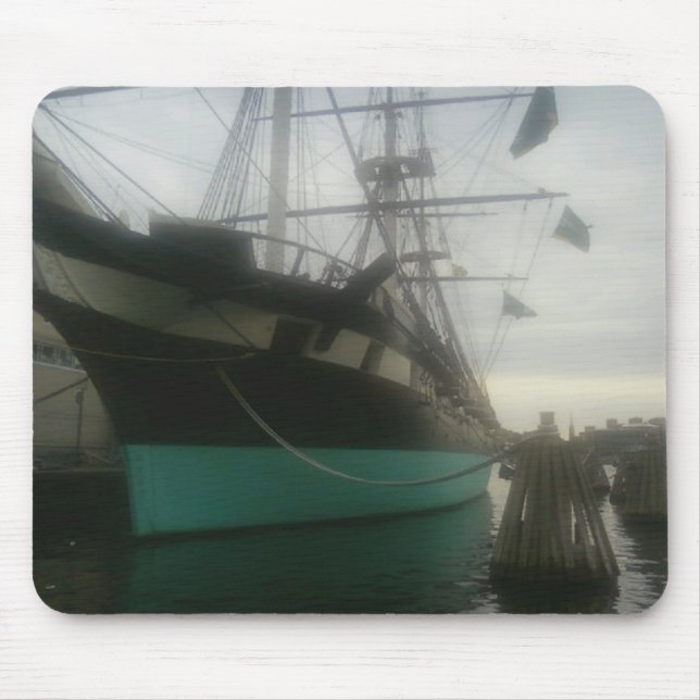 USS Constellation Mousepad (Vorne)