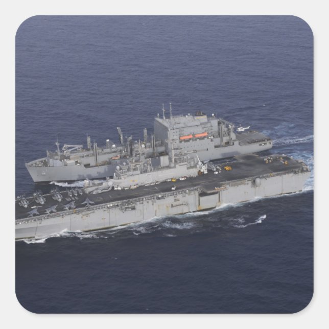 USS Kearsarge Quadratischer Aufkleber (Vorderseite)