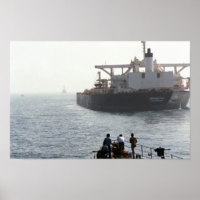 USS Kidd (DDG-993) & US Bridgeton, Earnest Will Poster (Vorne)