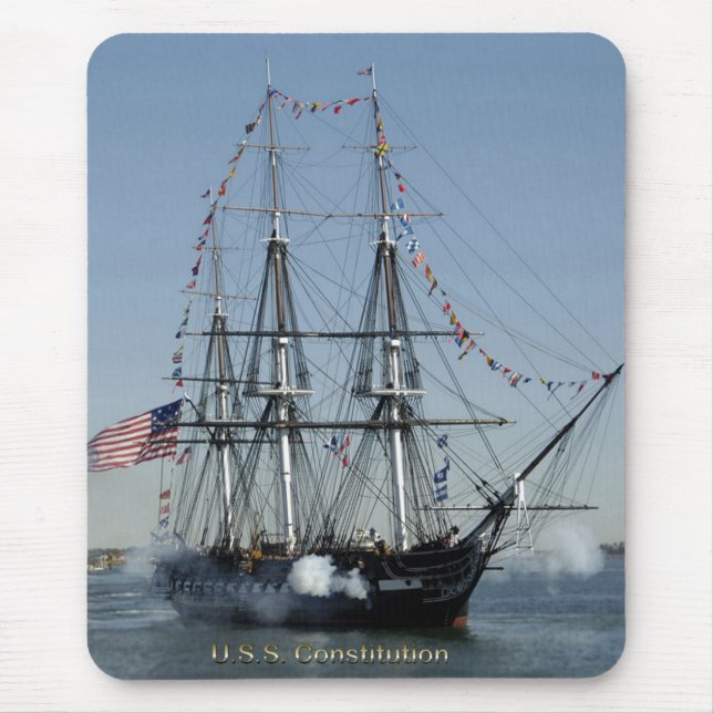 USS-Konstitutions-Zündungs-Kanonen Mousepad (Vorne)