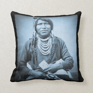 Ute-Inder mit Pistole Stereoview Vintagem Kissen